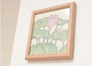 診療室にも飾り、殺風景とならないように配慮しております。