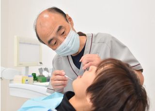 とがし歯科医院　理事長の富樫雅比古です。