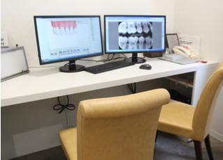 院内には2部屋のカウンセリングルームを設けています。