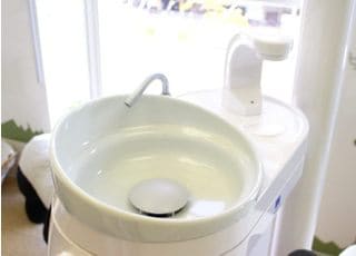 お口をゆすいでいただけます。