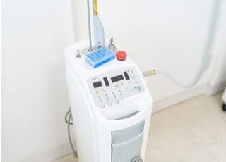 レーザー治療も対応しております。