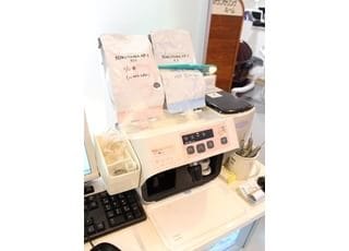 歯の型取りで使用する印象材になります。