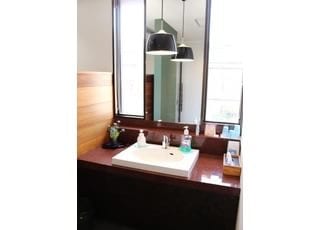 お手洗いも清潔にしています。