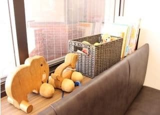 お子様用のおもちゃも準備しています。