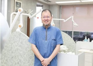 あおぞら歯科 有馬 敬 院長 歯科医師 男性