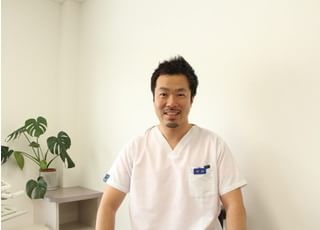 本町歯科診療所 渋谷 由之 院長 歯科医師 男性