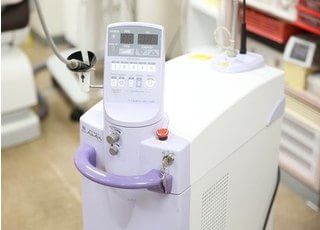 レーザー治療器です。