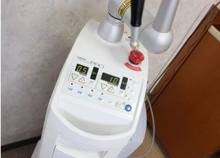 レーザー治療を導入しています。