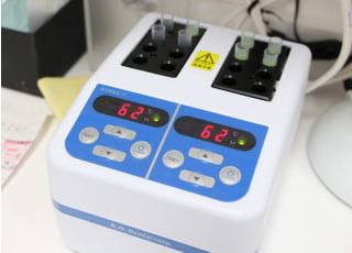 歯科材料加温器