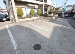 駐車場をご用意しているため、お車での通院も可能です。