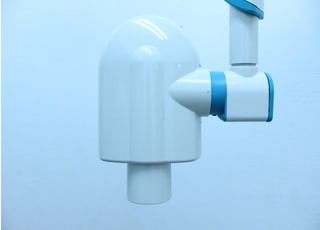 レントゲン検査により、歯の状態を確認します。