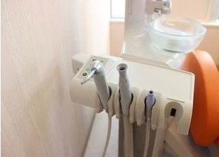 患者さまに使用する器具は滅菌を行います。