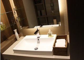 診療前後のお化粧直しやブラッシングの際にご利用下さい。