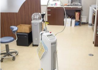 レーザー治療の機器です。