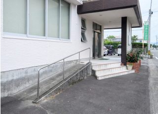 スロープを設置しています。