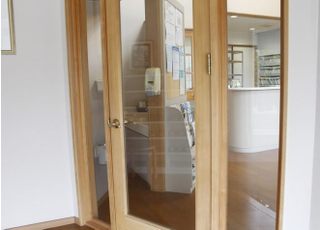 院内にはこちらからお入り下さい。