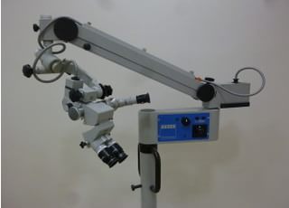 マイクロスコープで細かい所まで見ることができるので、精密な治療が可能です。