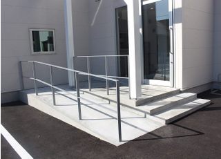 入り口はバリアフリーになっています。