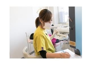 患者さまのお口の状態を記録しております。記録をもとに治療をすることは大切です。