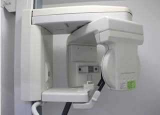 レントゲンでお口の状況を確認していきます