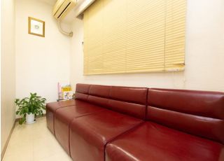 リサ歯科医院（東新宿駅）