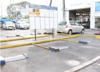 お車でお越しの際はこちらの提携駐車場もご利用いただけます。