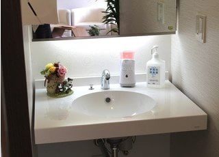こちらの洗面台もお使いください。