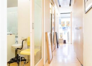 新越谷歯科クリニック（埼玉県越谷市南越谷4-11-4）