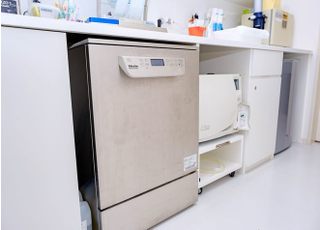 ミーレを使用して、細かい部分まで洗浄をしております