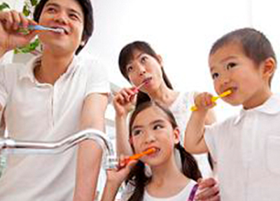 ご家族皆さまで取り組んで、お子さまの歯を健康に保ちましょう。