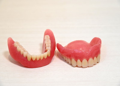 二宮歯科医院 入れ歯・義歯