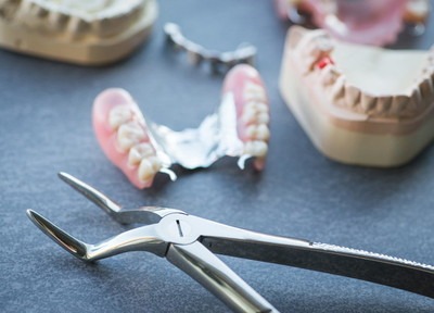 入れ歯の作製にあたる歯科技工士に直接要望を伝えることができます