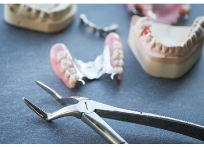 新宿NSビル歯科 入れ歯・義歯