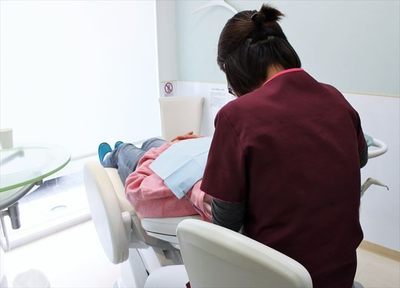 歯科医院でのケアで、歯周病のない健康な歯を保ちましょう