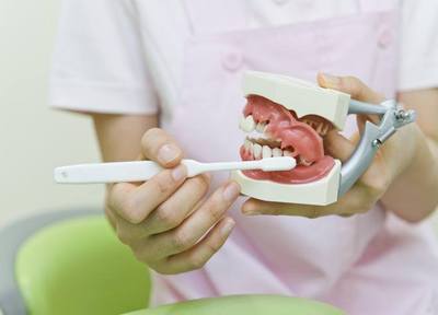 患者さまお一人おひとりの口腔内の状況に応じた歯周病治療を行っております