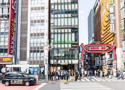 SK新宿歌舞伎町美容外科・歯科_アクセス