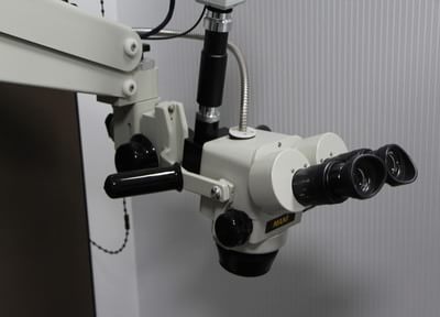 口腔内を詳細に診ることのできる治療環境