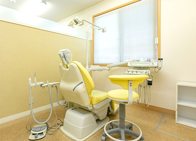歯科技工士と相談し、患者さまのお口に合った入れ歯を提供いたします