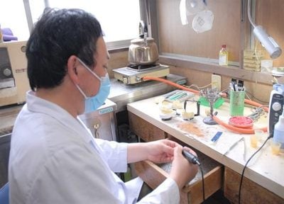 十分にフィットした義歯で快適な食事を楽しみましょう