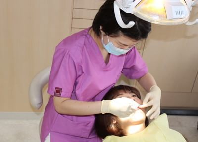 女性歯科医師による診療も行っております。