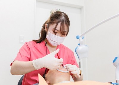 オフィスホワイトニングの施術（2日目）