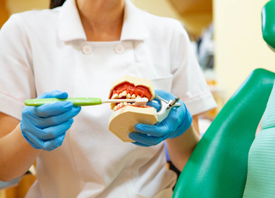 患者様に合ったオーダーメイドの予防歯科。ご自分でお口を守るためにもサポートいたします