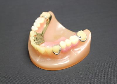 青木歯科医院 入れ歯・義歯