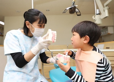 Q.お子さまを虫歯から守るには、どんなことをした方がいいでしょうか？