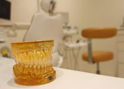 大倉歯科医院 つめ物・かぶせ物