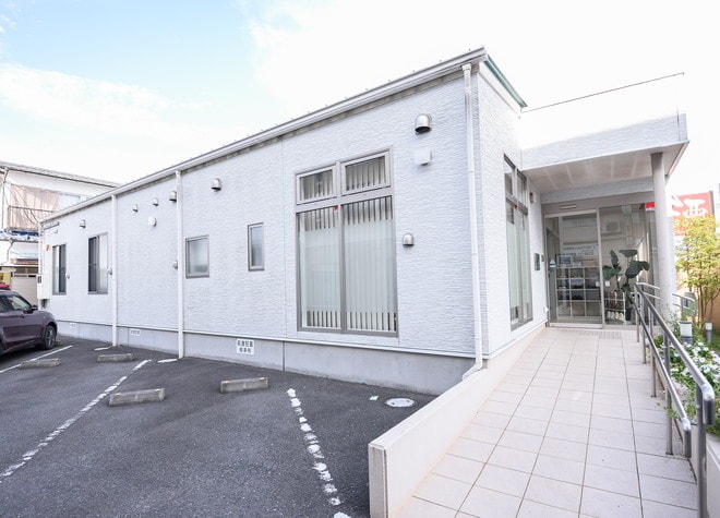 佐藤歯科医院_駐車場