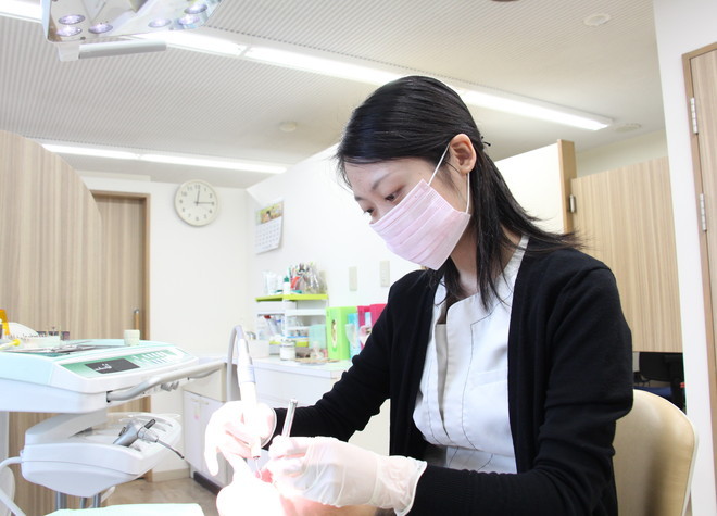治療後も、歯科衛生士によるメンテナンスを行ってきれいなお口を保ちます