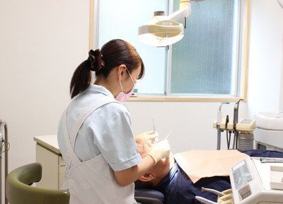石田歯科医院（写真1）