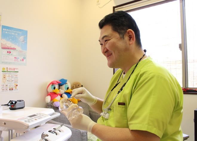 自身でも入れ歯を使用している院長が、患者さまに寄り添った治療をご提供します