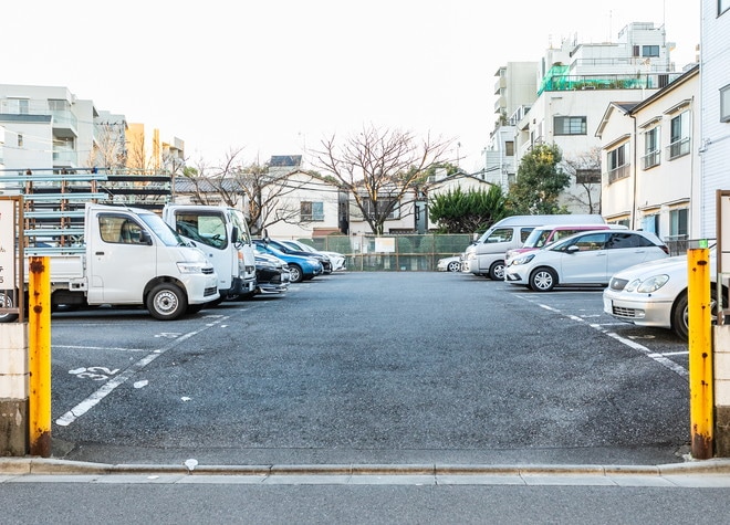 こばやし歯科クリニック_駐車場